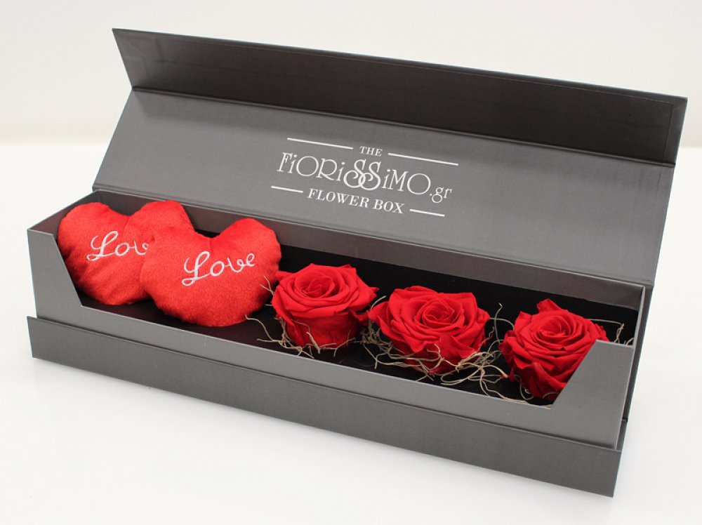 3 Forever Roses και καρδιά!