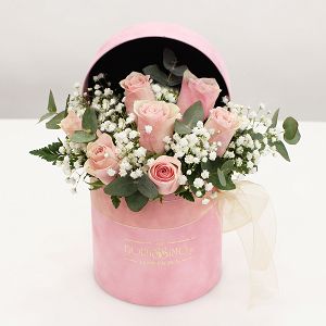 Pink Roses in Pink velvet box!