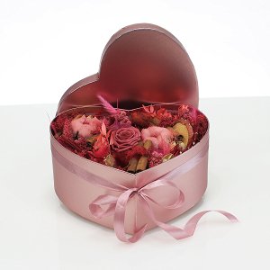 Heart with dried flowers (3 sizes)