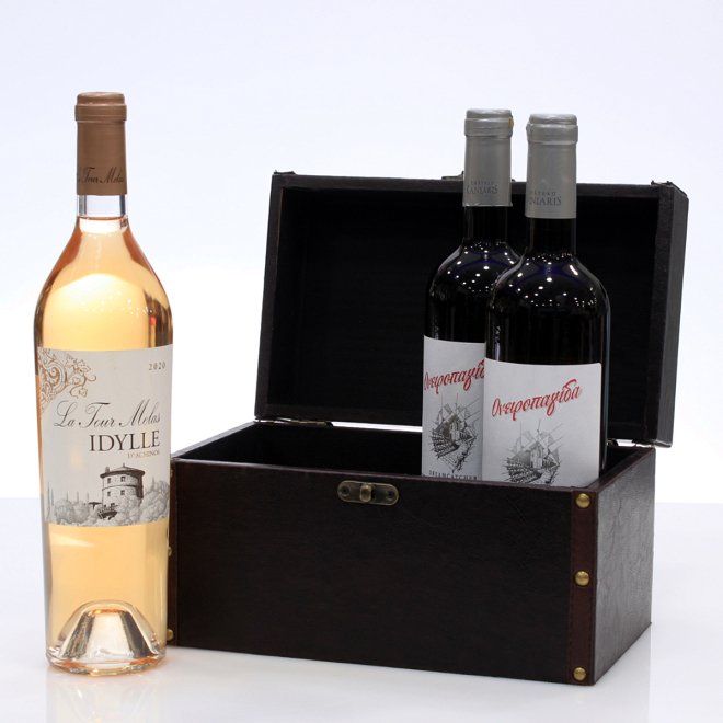 3 wines with case