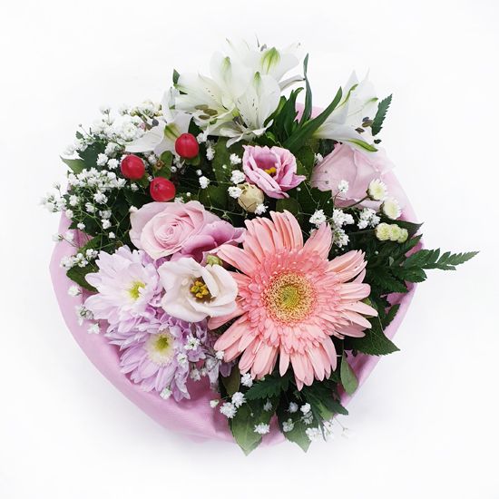 Bouquet with pink flowers