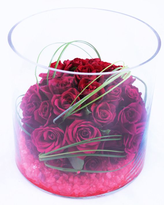 Σύνθεση από Κόκκινα τριαντάφυλλα σε γυαλί