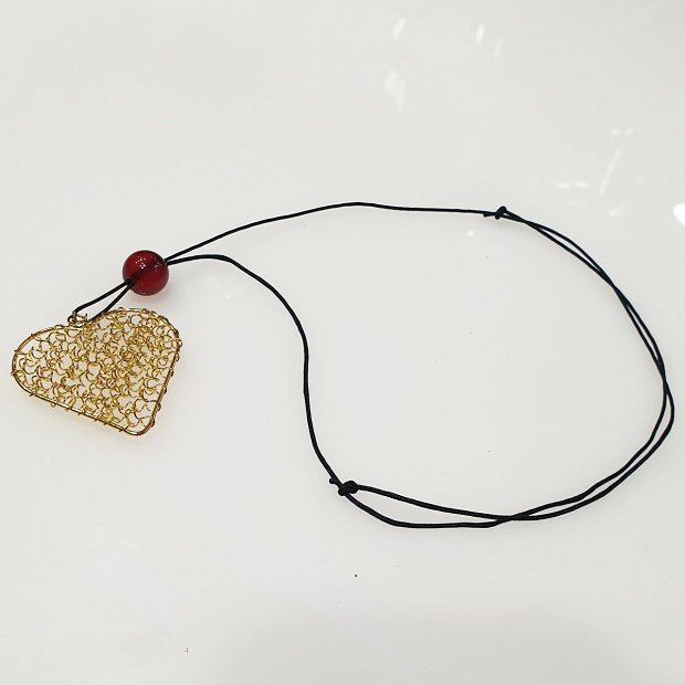 Neclace twisted heart gold